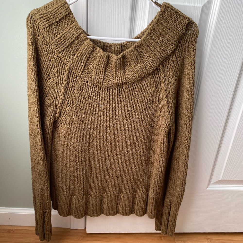 Free people sweater